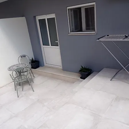 Kike Apartament *